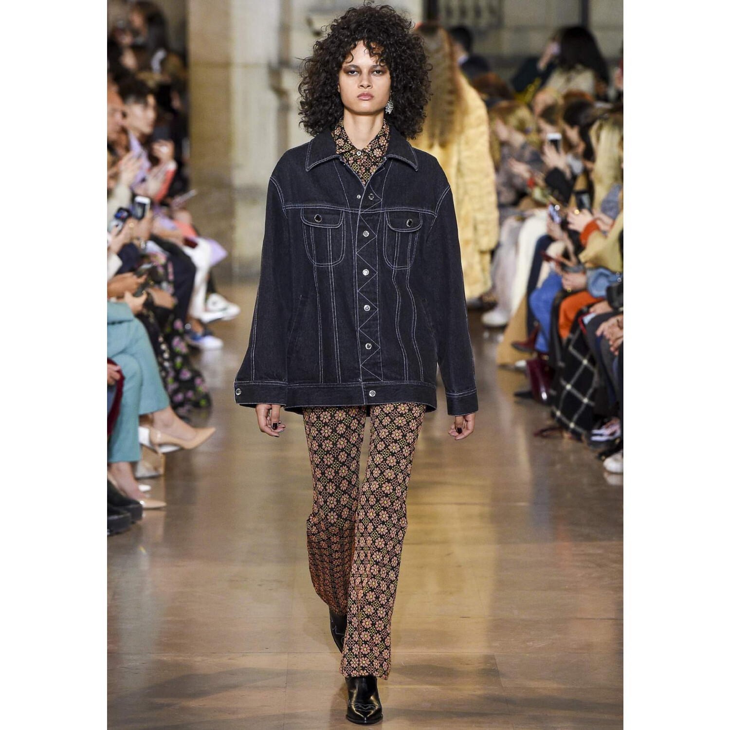 Фото Paul & Joe Fall 2019 Ready-to-Wear / Paul & Joe осень-зима 2019/20 / Неделя моды: Париж